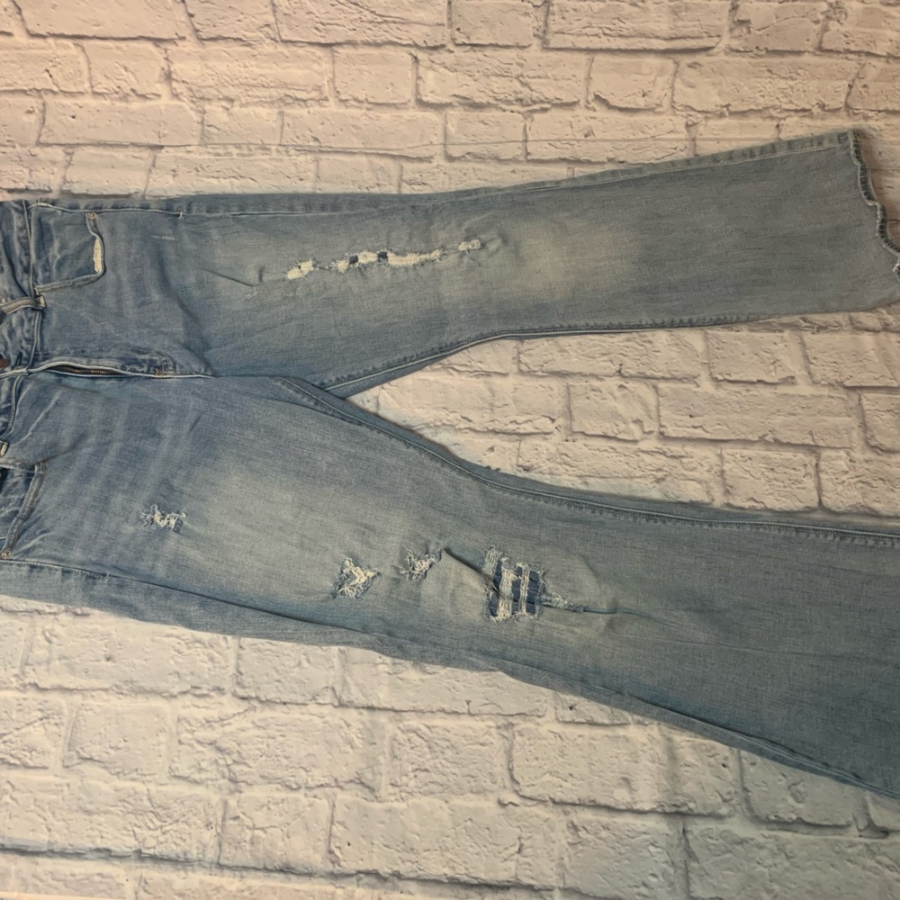 American Eagle distressed jeans, size 18